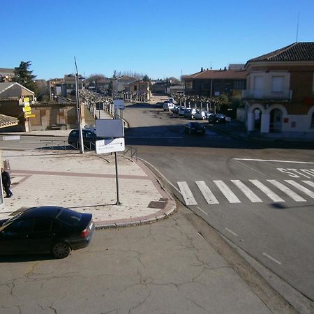 ホテル Apartamento Pension La Via Lactea Frómista エクステリア 写真